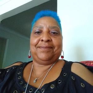 Meet your Posher, Shellie